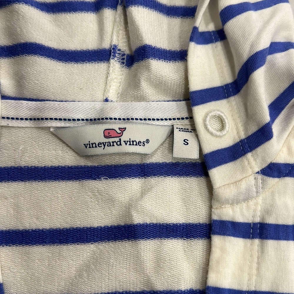 Vineyard Vines pop over hoodie - Picture 2 of 8
